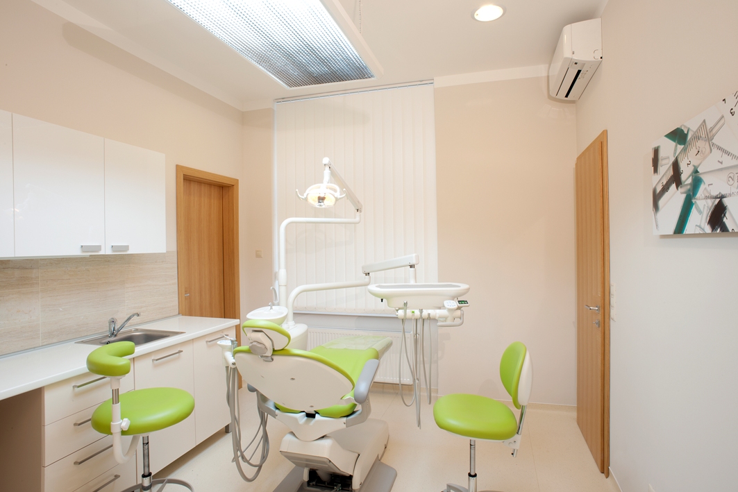 Implant Corner rendelő – Budapest XII. kerület